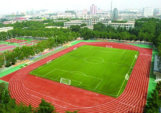 学校操场